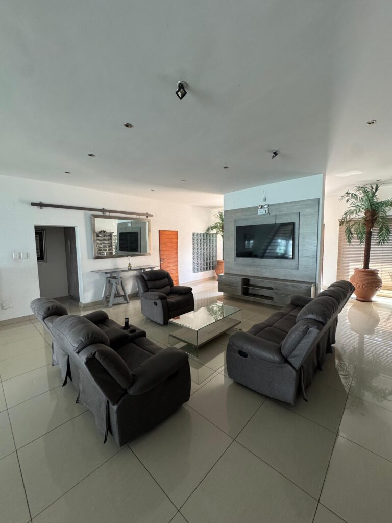 Room_Image_1