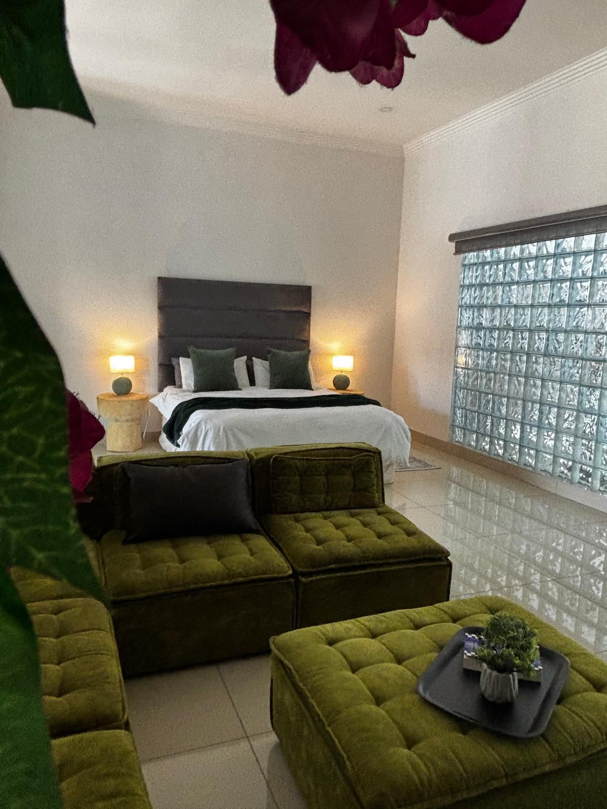 Room_Image_5