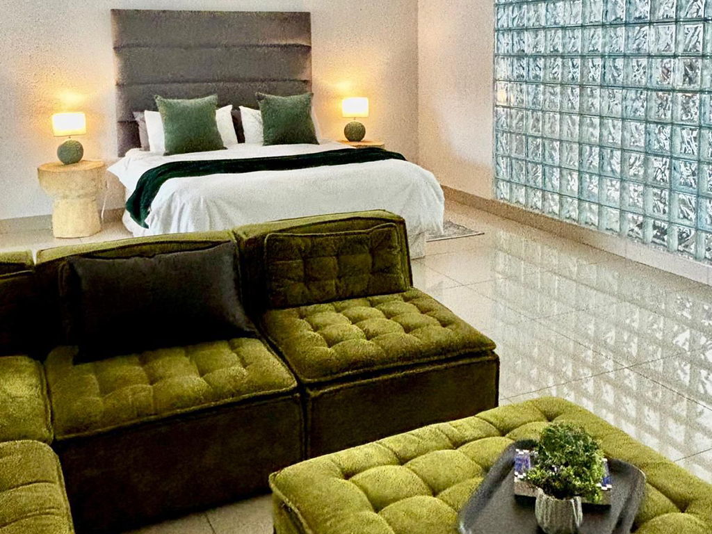 Room_Image_1